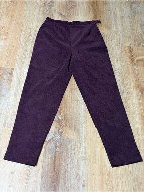 Sport Collection Women’s Size 6 Burgundy Suede Look Stretch Pants Made in Canada